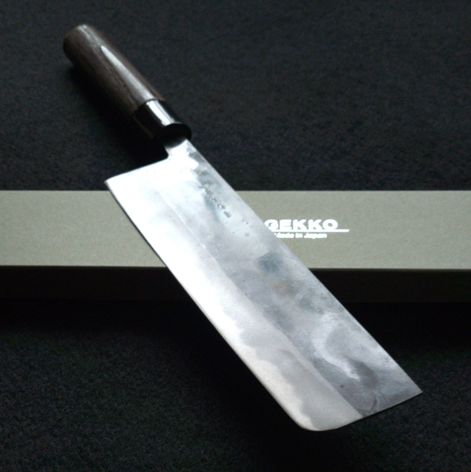 青紙2号 黒打 切付（万能）包丁 180㎜ G1463 焼栗柄 月光作 月光作 青紙2号 黒打 切付包丁 180㎜ #1463 焼栗柄 包丁・ナイフ