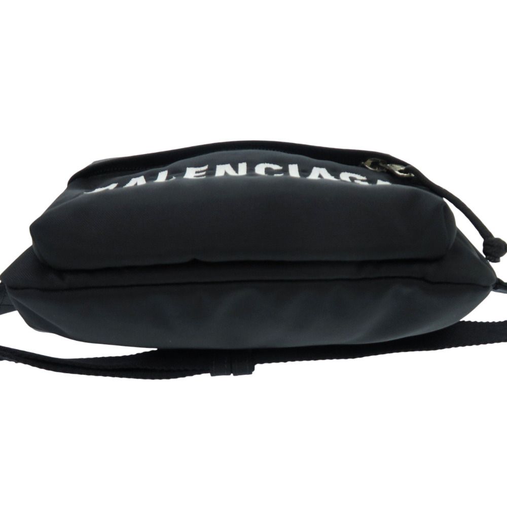 美品 バレンシアガ ウィール ロゴ ボディバッグ 533009 ナイロン