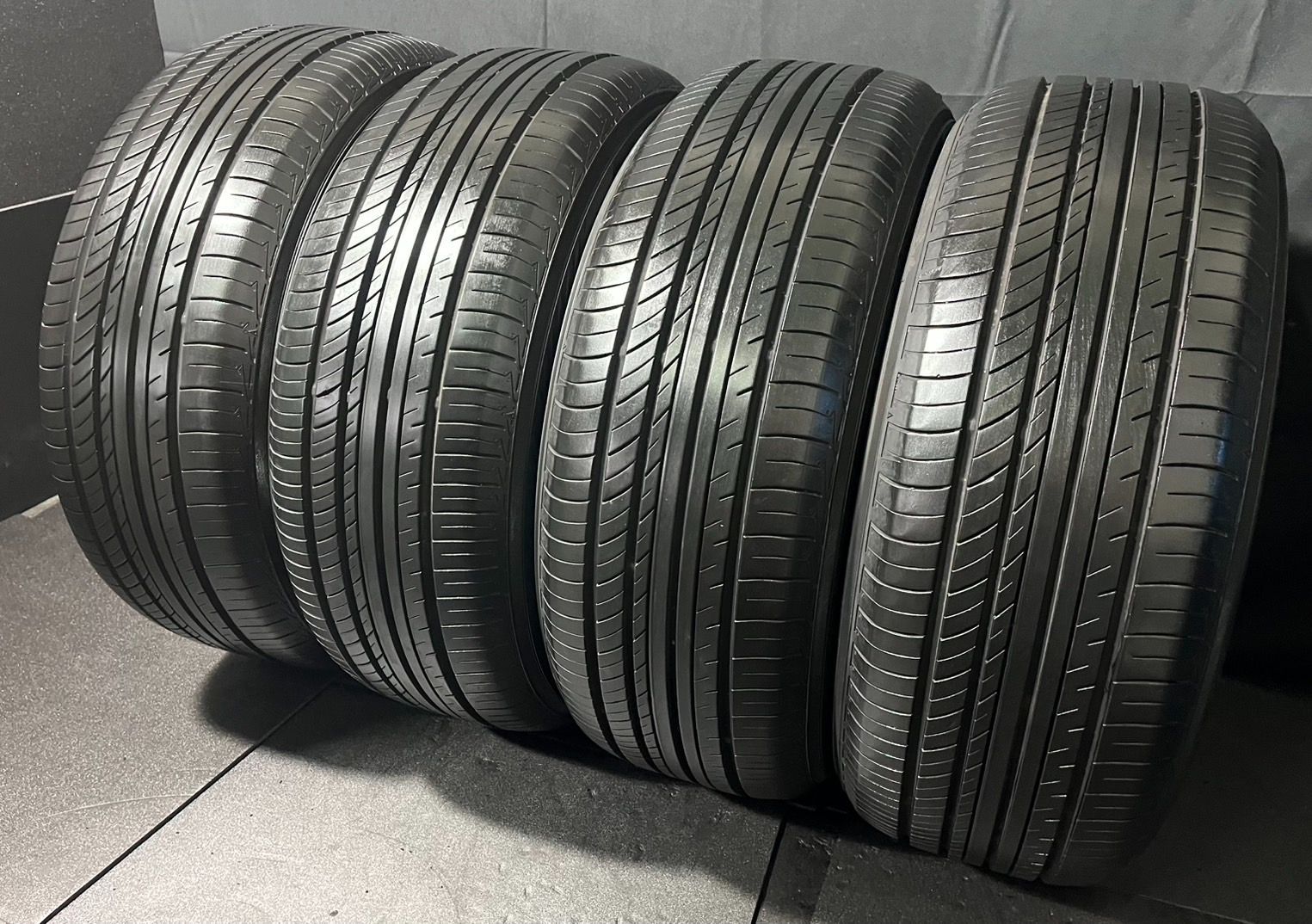 2025年製 約8 7～9分山 ヨコハマ アドバン ADVANdB V 552 215 55 R 17 4本 h_986