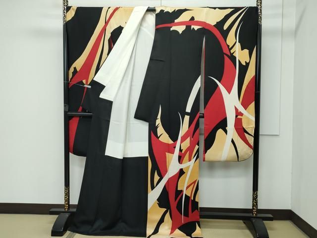 ● 上 振袖 草花シルエット 黒地 s 6