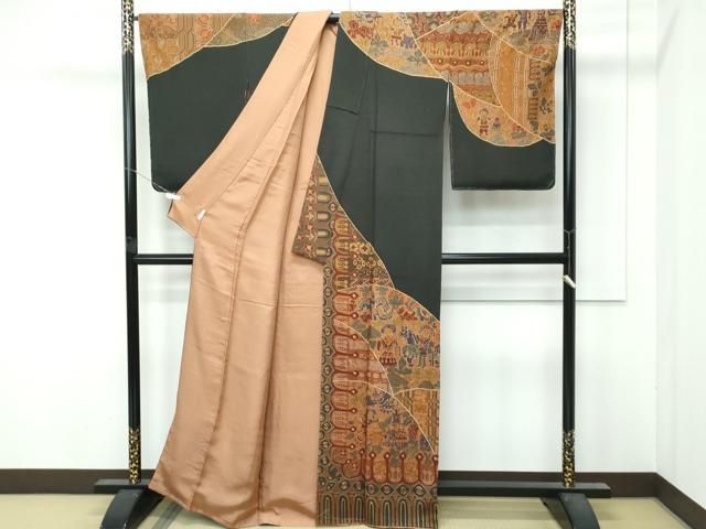 ● 上 訪問着 総刺繍 中国三大刺繍 スワトウ相良刺繍 更紗人物花文 金彩 鬼しぼ縮緬 黒緑色地 ♥ s 6