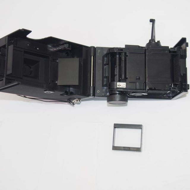 仮面ライダーディケイド blackbird.fly 二眼レフカメラ ピンク 中古