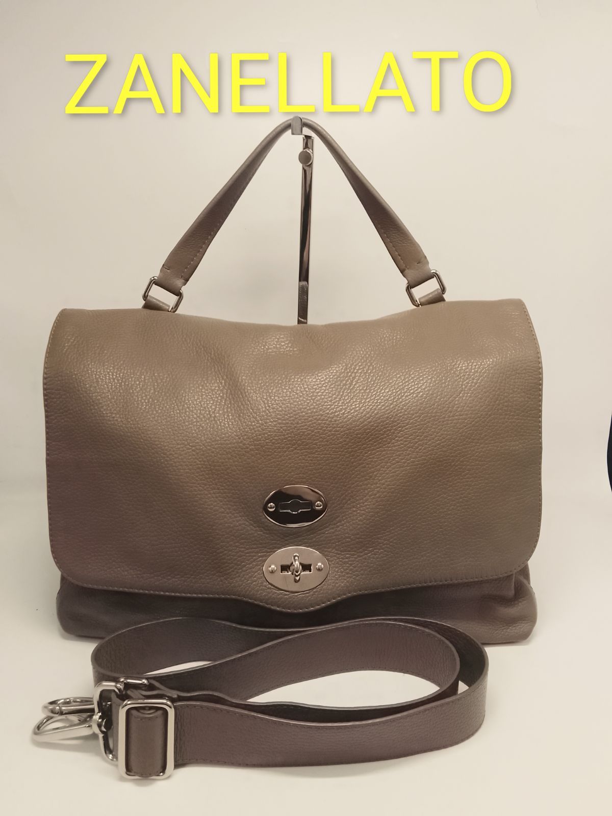 ANM 26 ザネラート ポスティーナ ハンドバッグ ストラップ付き