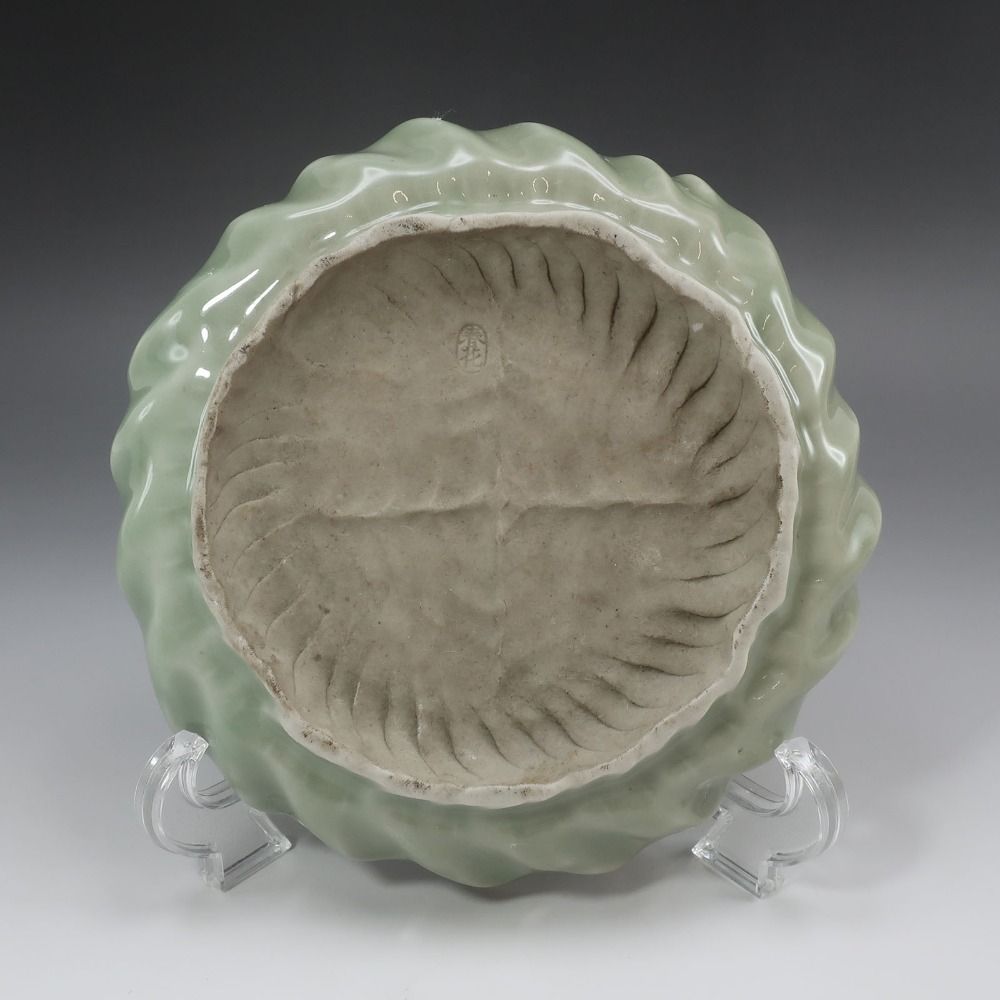 Seto ware】瀬戸焼 加藤春花 作 手練り青磁 蟹紋皿 陶磁器 _ 骨董品