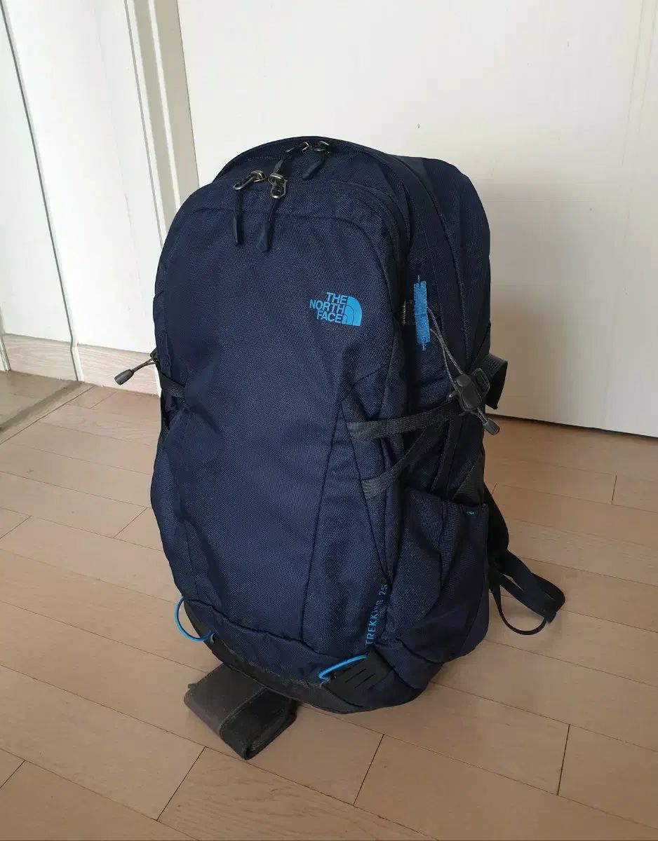 THE NORTH FACE ザノースフェイス 25 リュック リュックサック