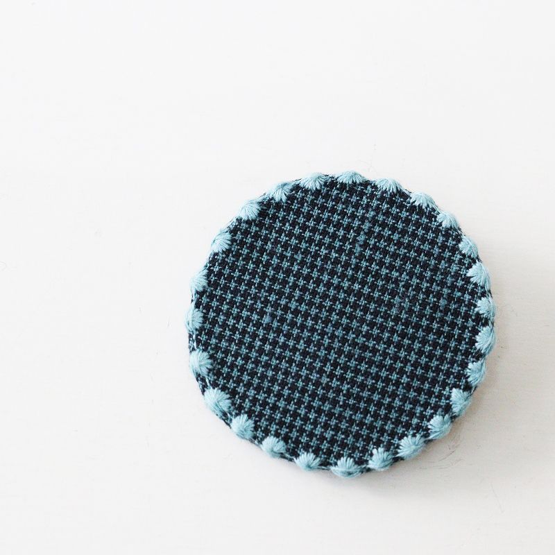 ミナペルホネン mina perhonen tambourine サンキューベリーバッジ