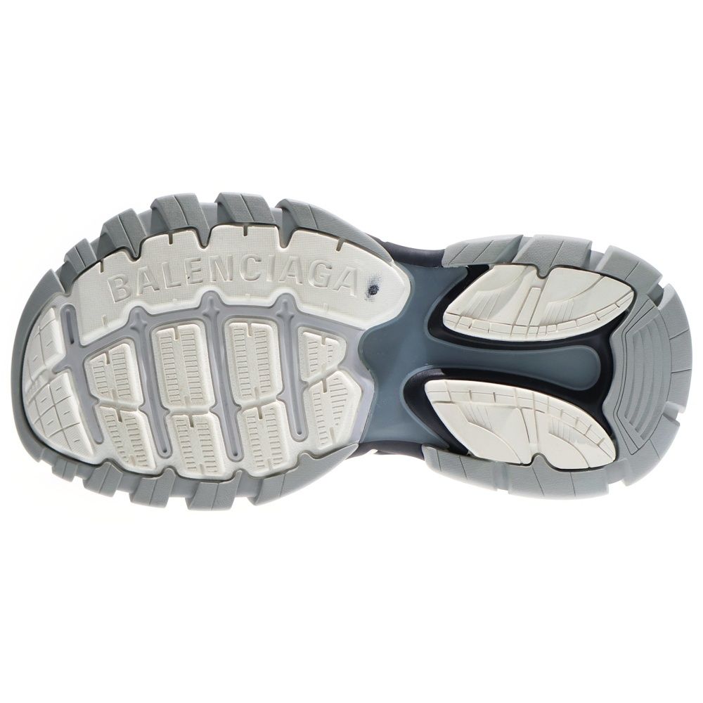 ローカットシューズ