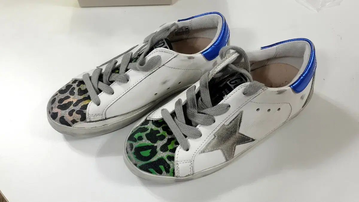 GOLDEN GOOSE ゴールデングース キッズ スニーカー 32