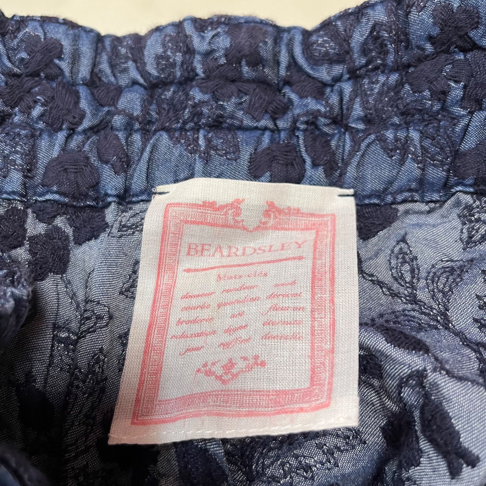  ビアズリー 刺繍バギーパンツ ウエストゴム ワイドパンツ 花柄刺繍 カジュアルパンツ ウエスト調整 レディース サイズ1 ネイビーブルー 春 18 No K 1152 ワイドパンツ イージーパンツ パンツ