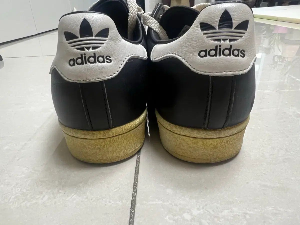 265 アディダス SUPERSTAR ム ブラック ホワイト