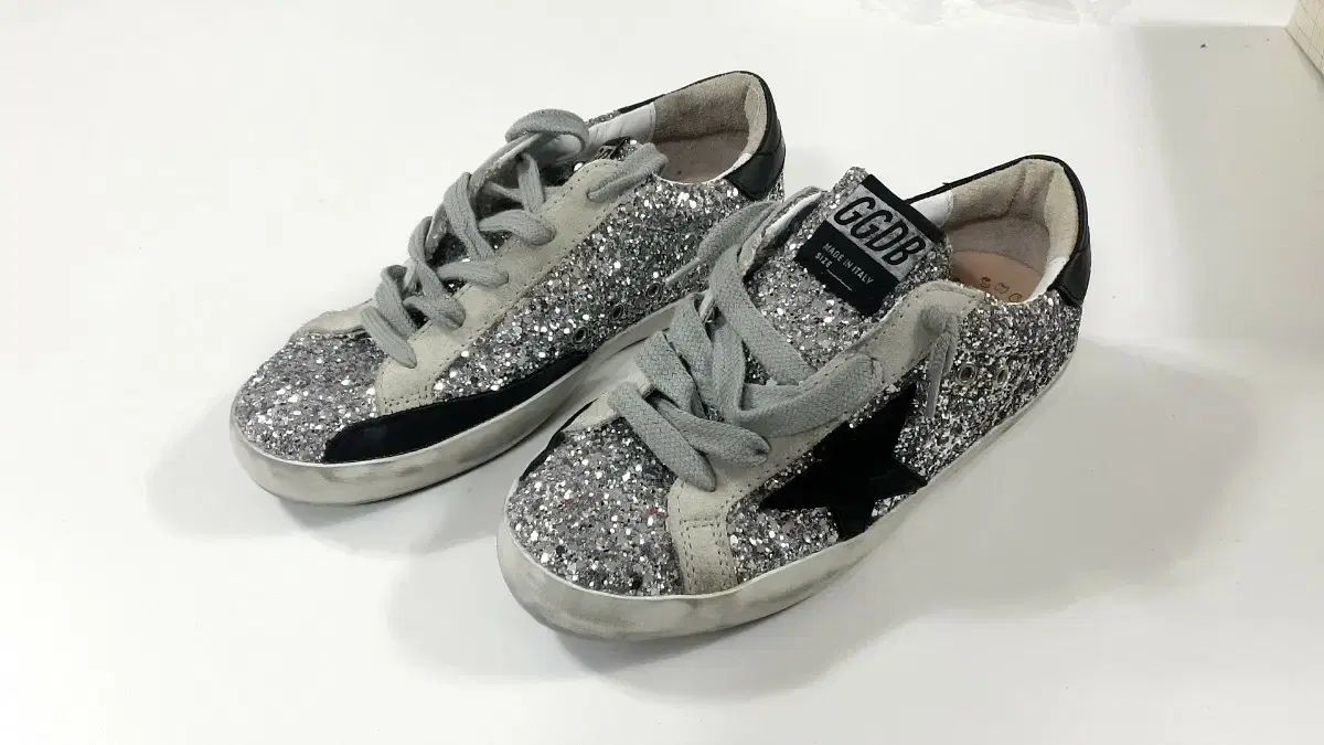 GOLDEN GOOSE ゴールデングース キッズ スニーカー B 45