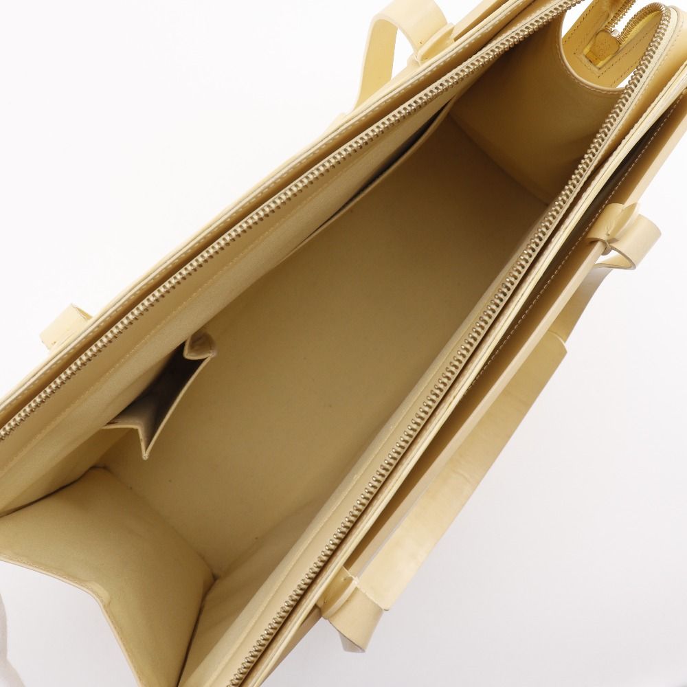 LOUIS VUITTON】ルイ・ヴィトン クロワゼットPM M5249A エピレザー