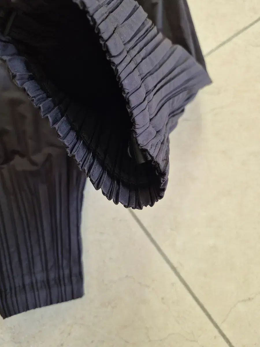 プリーツプリーズ パデッド