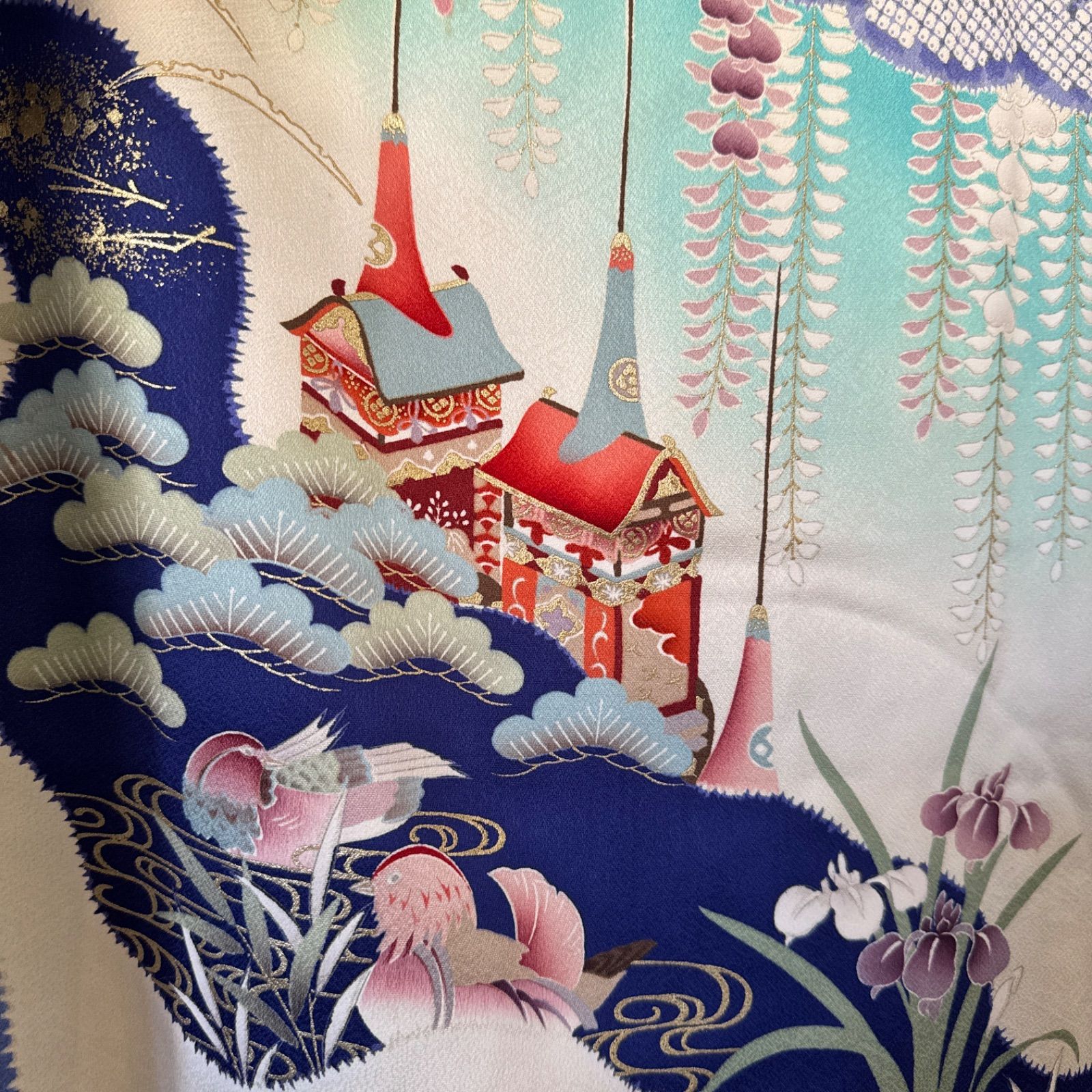 古典柄 金駒刺繍