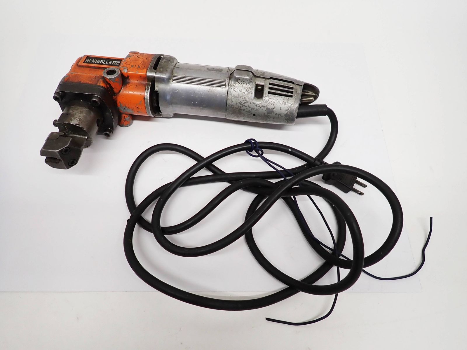 訳あり SANWA ハイニブラ SN 320 三和製機 板金 切断 R 2512 214