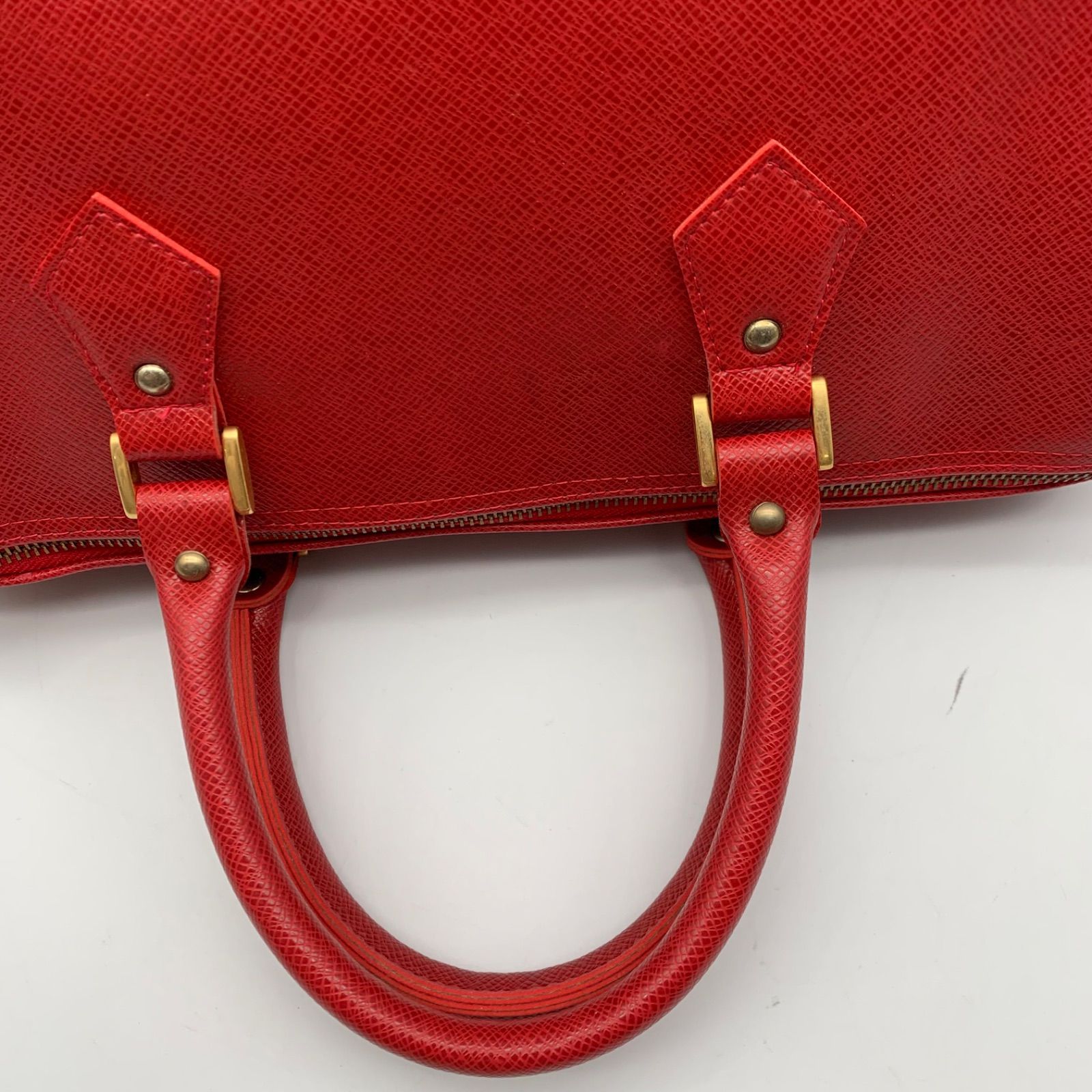 EF0627-3-2 【美品】レッド ハンドバッグ ゴールド金具 上品デザイン 