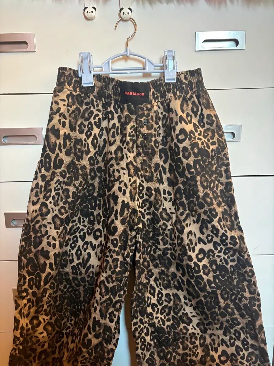 BADBLOOD バッドブラッド ヒョウ柄 レオパード パンツ