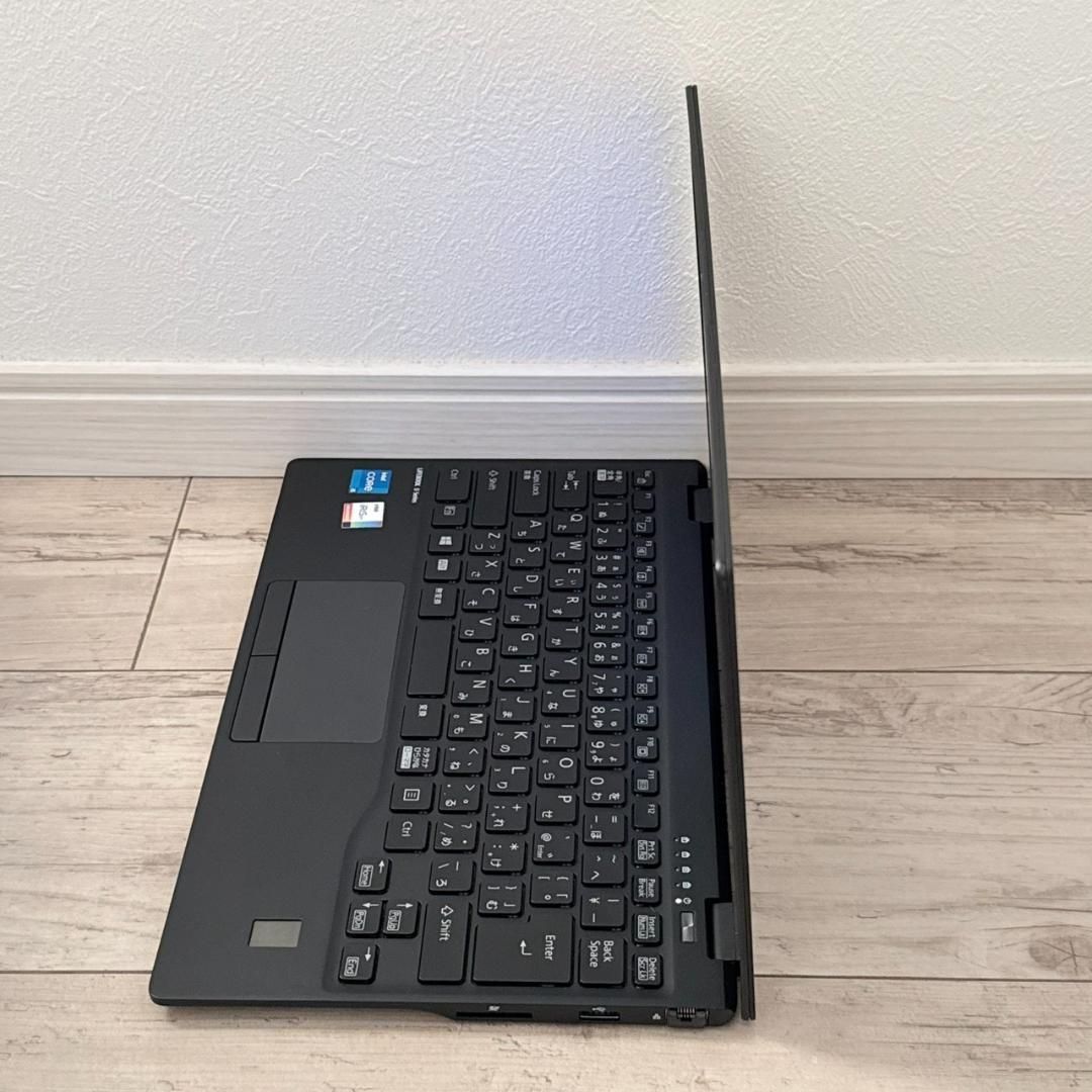 【人気の国産PC❗】✨i5✨メモリ8G✨SSD256G✨カメラ✨黒✨オフィス 即戦力❗国産 富士通 11世代 i5 メモリ8GB NVMe SSD256GB Office付き