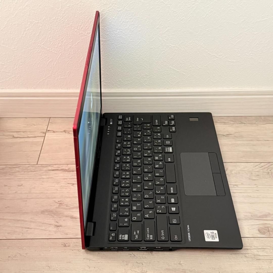 ガーネットレッド 10世代 富士通 i5 8GB NVMe SSD256GB Office付き