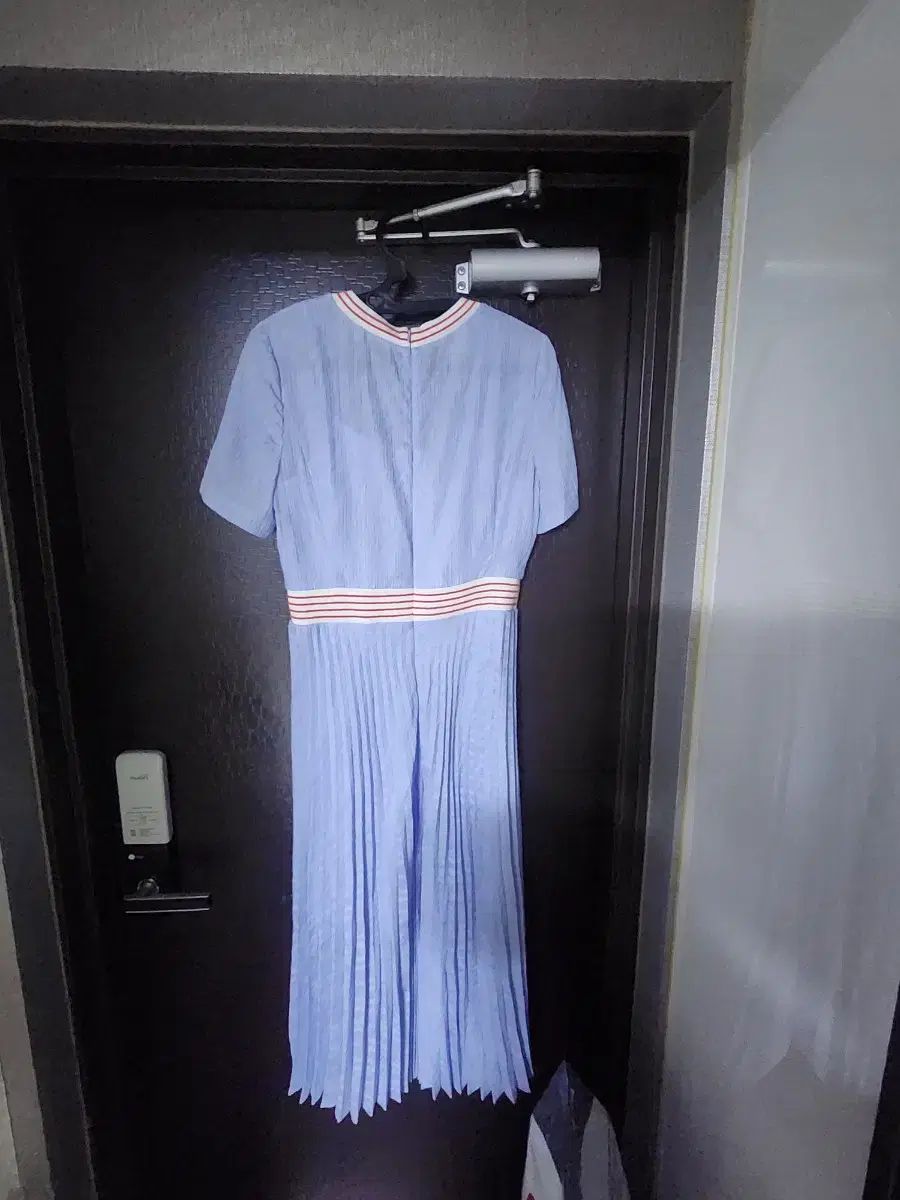  サンドロLongプリーツスカイONE PIECE 長袖 七分袖 その他