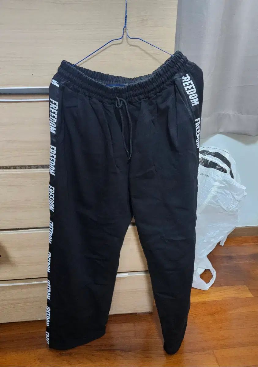 DOM レタリング コットン パンツ ブラック 3 XL ♥ S級