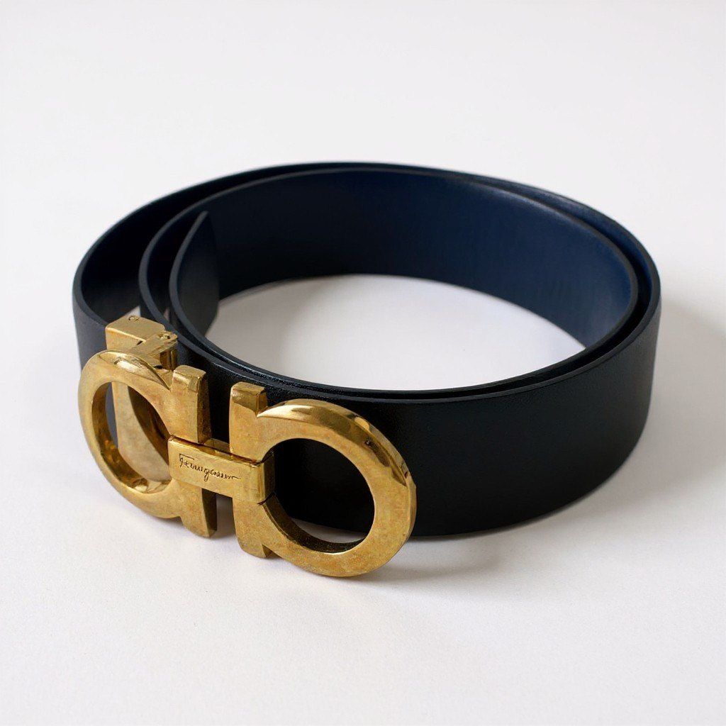 a 6 Salvatore Ferragamo サルヴァトーレフェラガモ ガンチーニバックル ベルト リバーシブルベルト イタリア製 ブラック ネイビー レザー 本革 レディースk 02 i