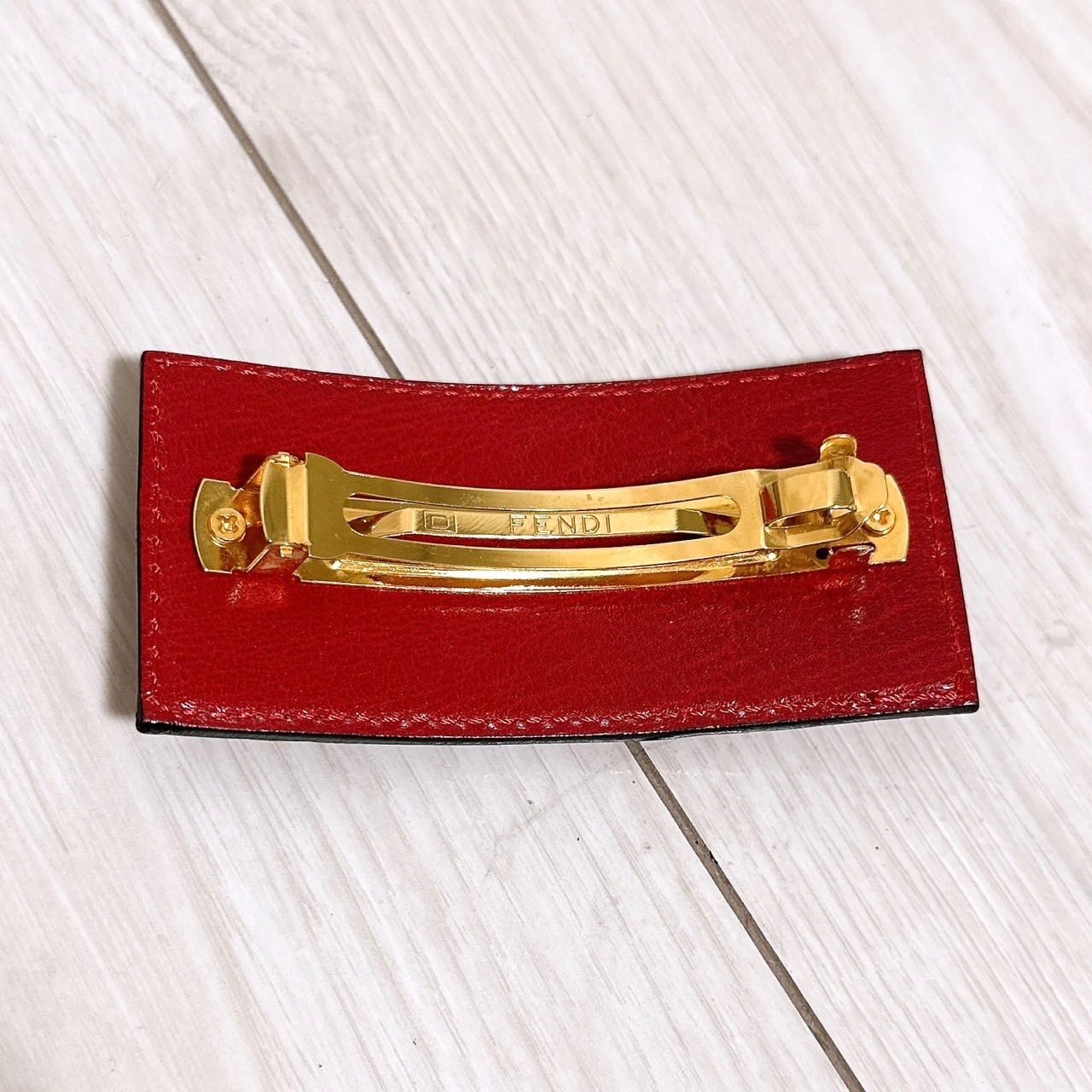 FENDI フェンディ バレッタ レザー 髪留め