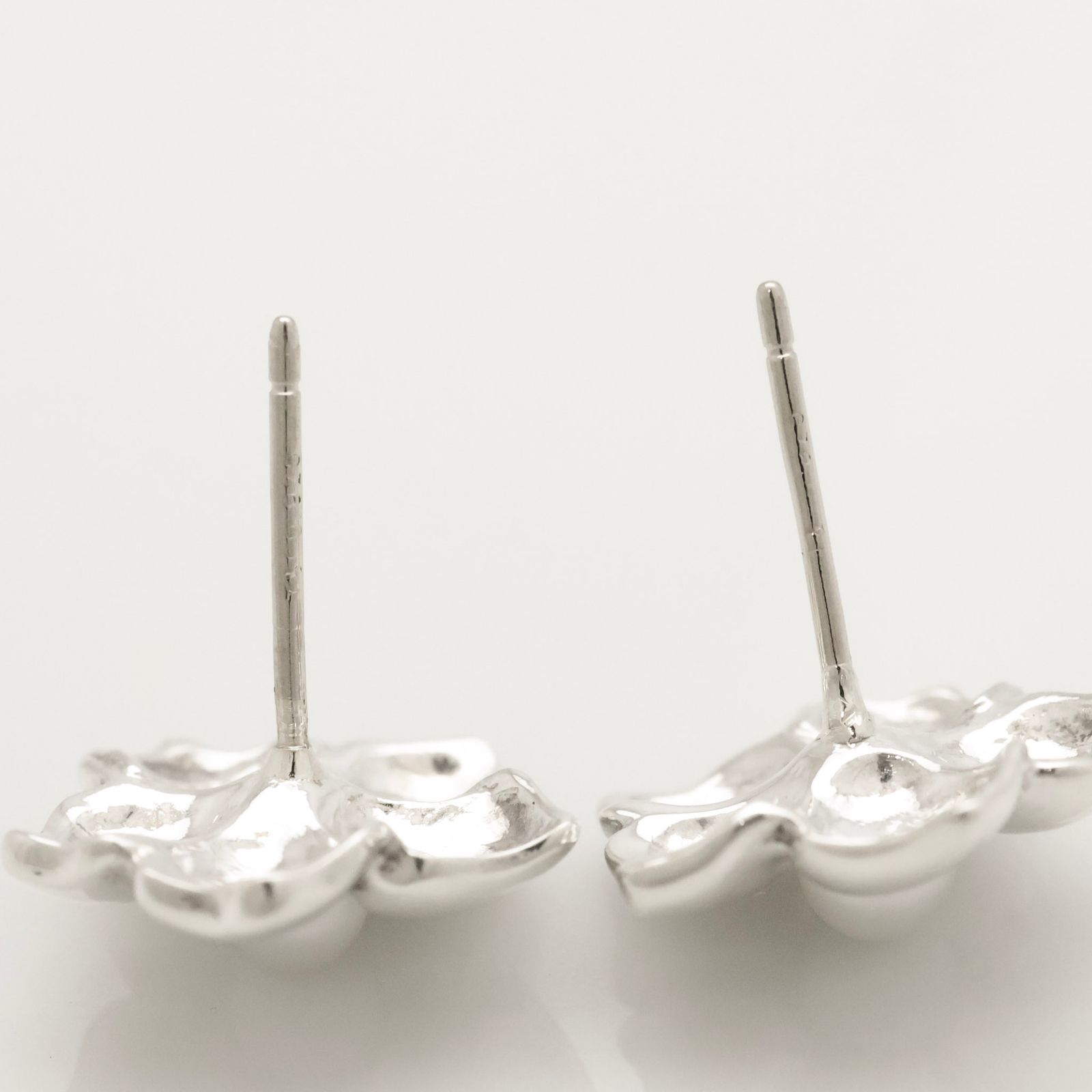 美品】ティファニー TIFFANY&Co. フラワー パール スタッド ピアス