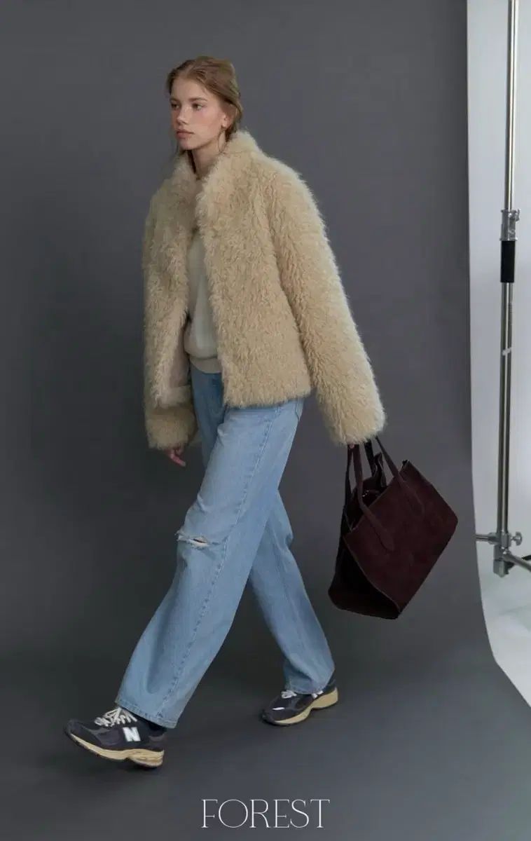 フォレスト レオ ファージャケット ベージュ