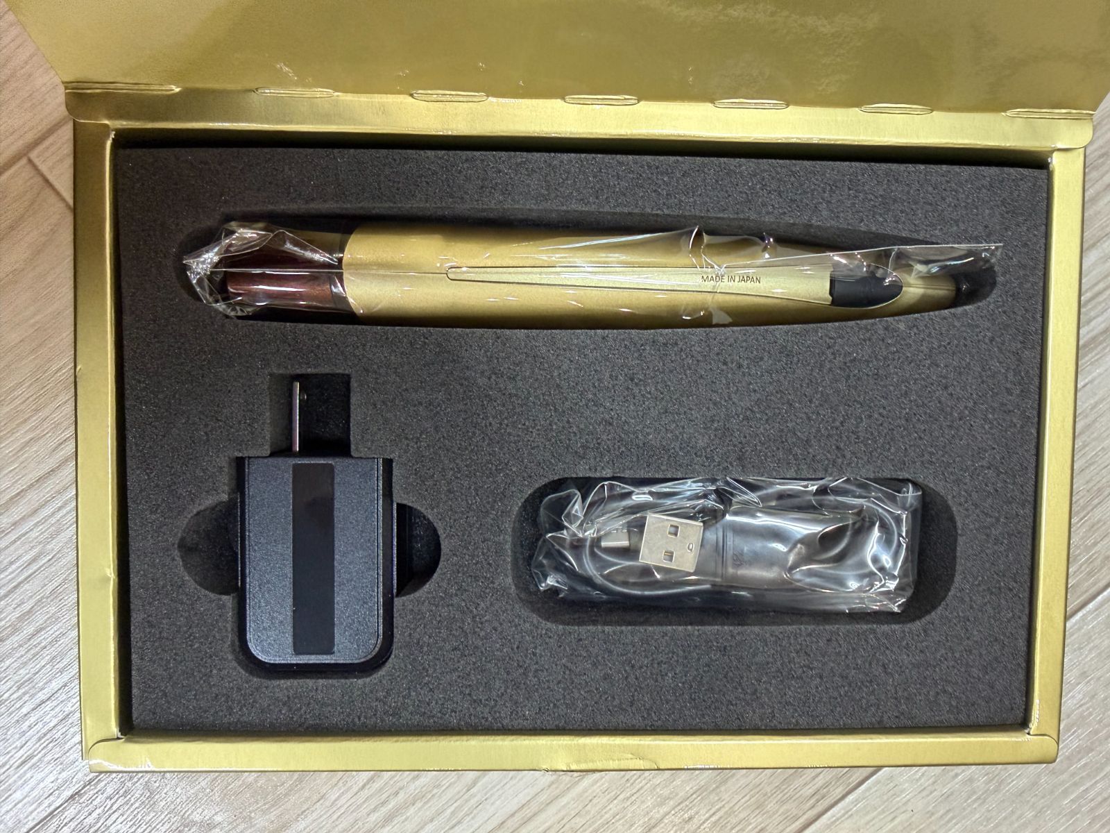 ♥ the Vegas ザ ベガス バイ ジョエルウォーレン 美顔器