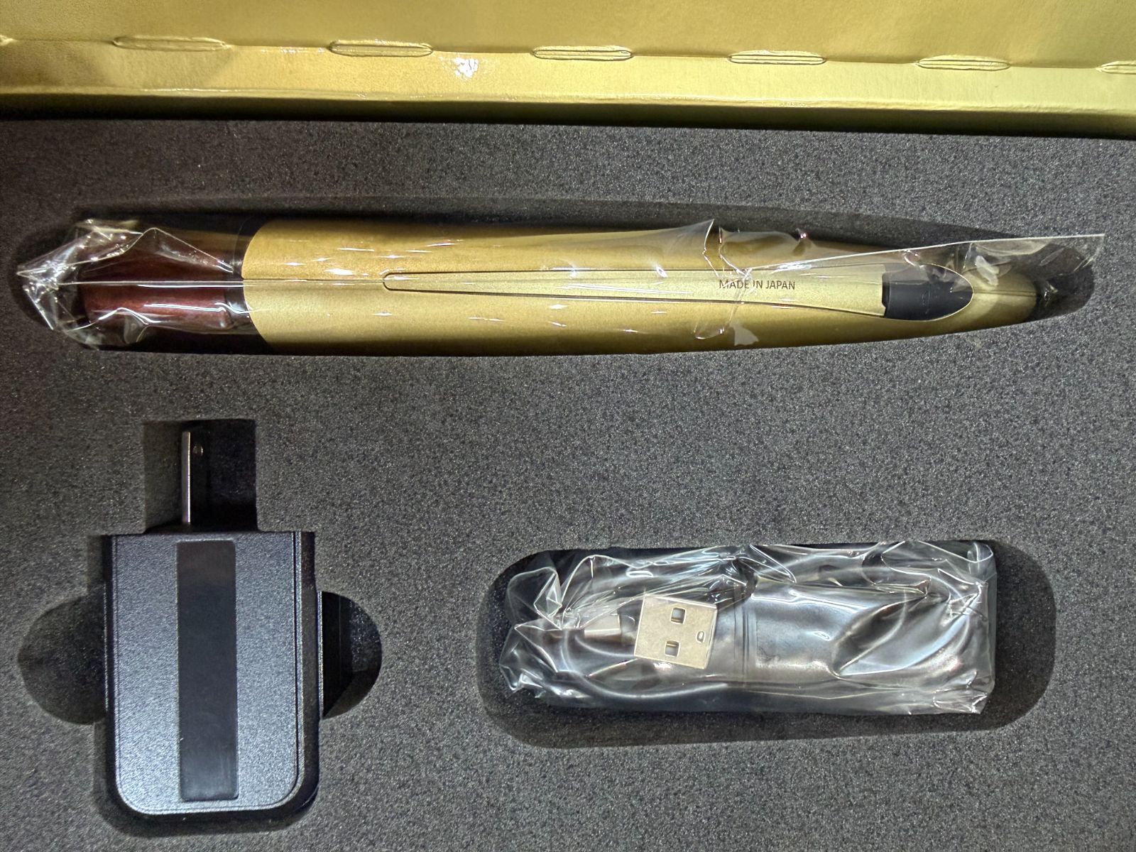 新品未使用】the Vegas ザ ベガス バイ ジョエルウォーレン 美顔器