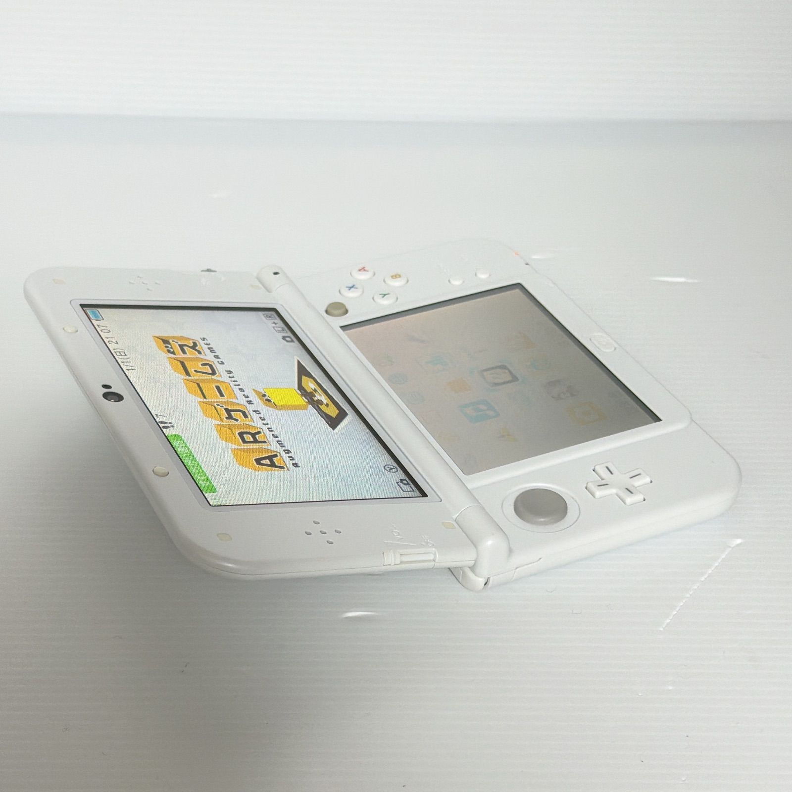 【美品】Newニンテンドー3DS LL パールホワイト 上下IPS搭載 美品】Newニンテンドー3DS LL パールホワイト 上下IPS搭載 New