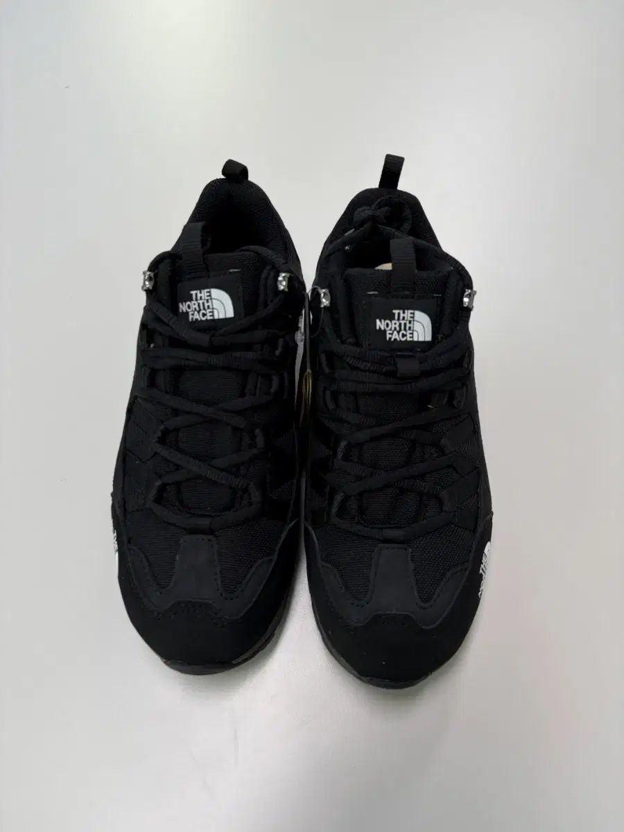 ボックスなし THE NORTH FACE ザノースフェイス コマンド Classic ウォーターガード ブラック スニーカー