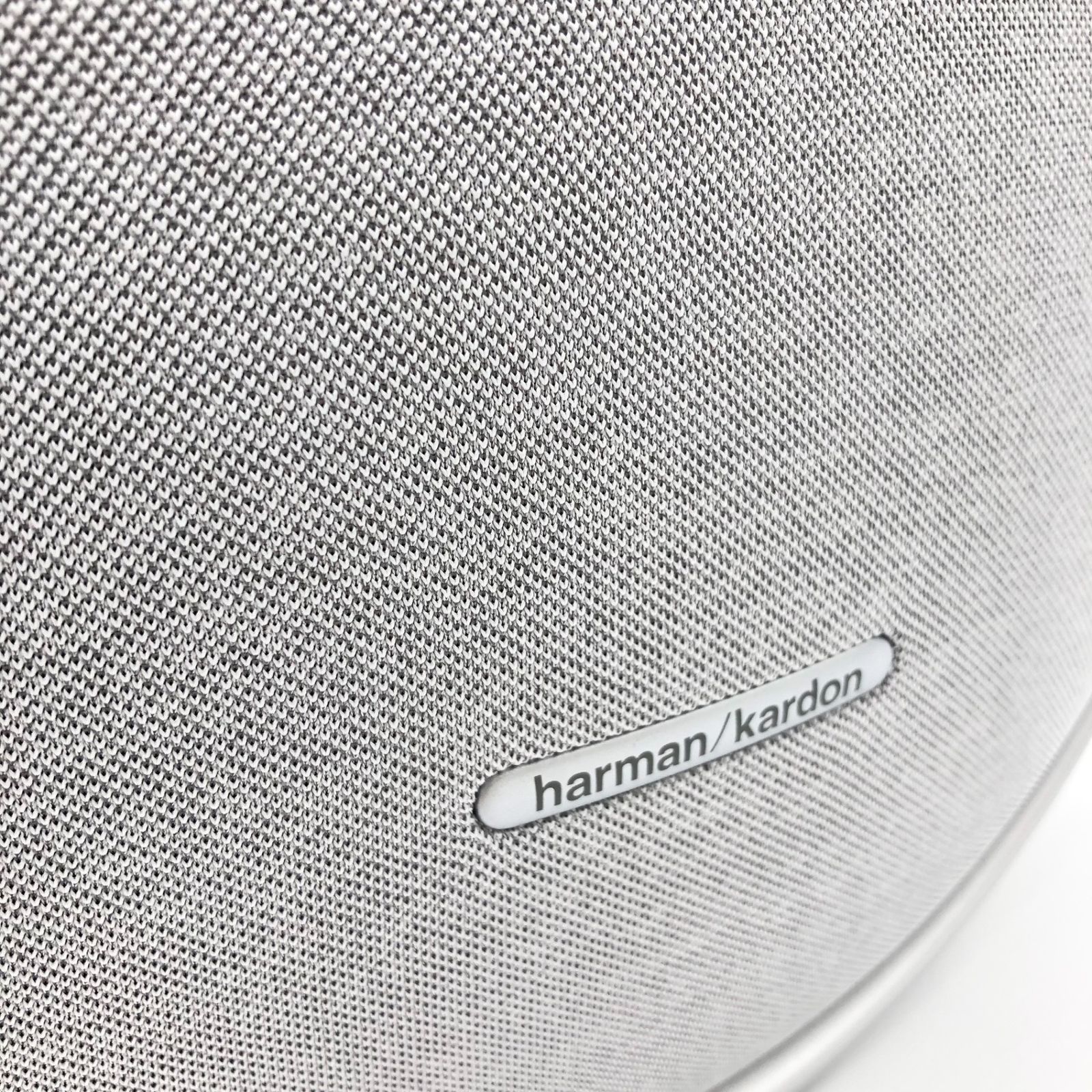 Harman Kardon Onyx Studio 9 Wireless Bluetoothスピーカー 2ウェイ 3チャンネル 内蔵バッテリー最大8時間駆動 給電用USB端子搭載