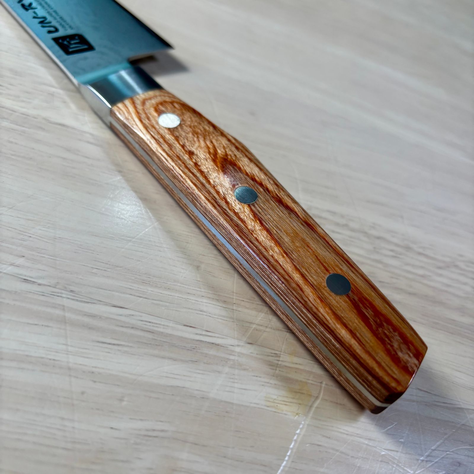 新品未使用】[VG10] 匠 雲竜 ダマスカス33層 燕三条製 三徳170mm UNR