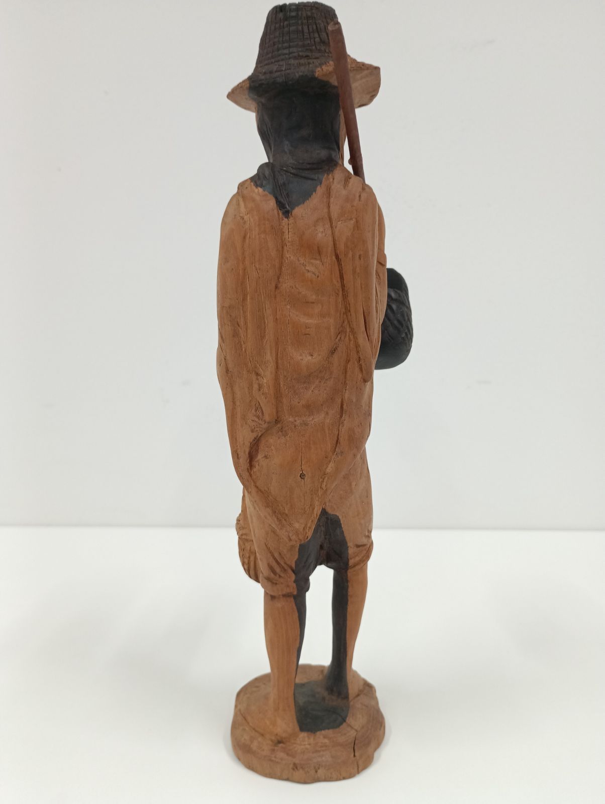 木彫り人形 置物 民芸品 AZ-879408B - メルカリ