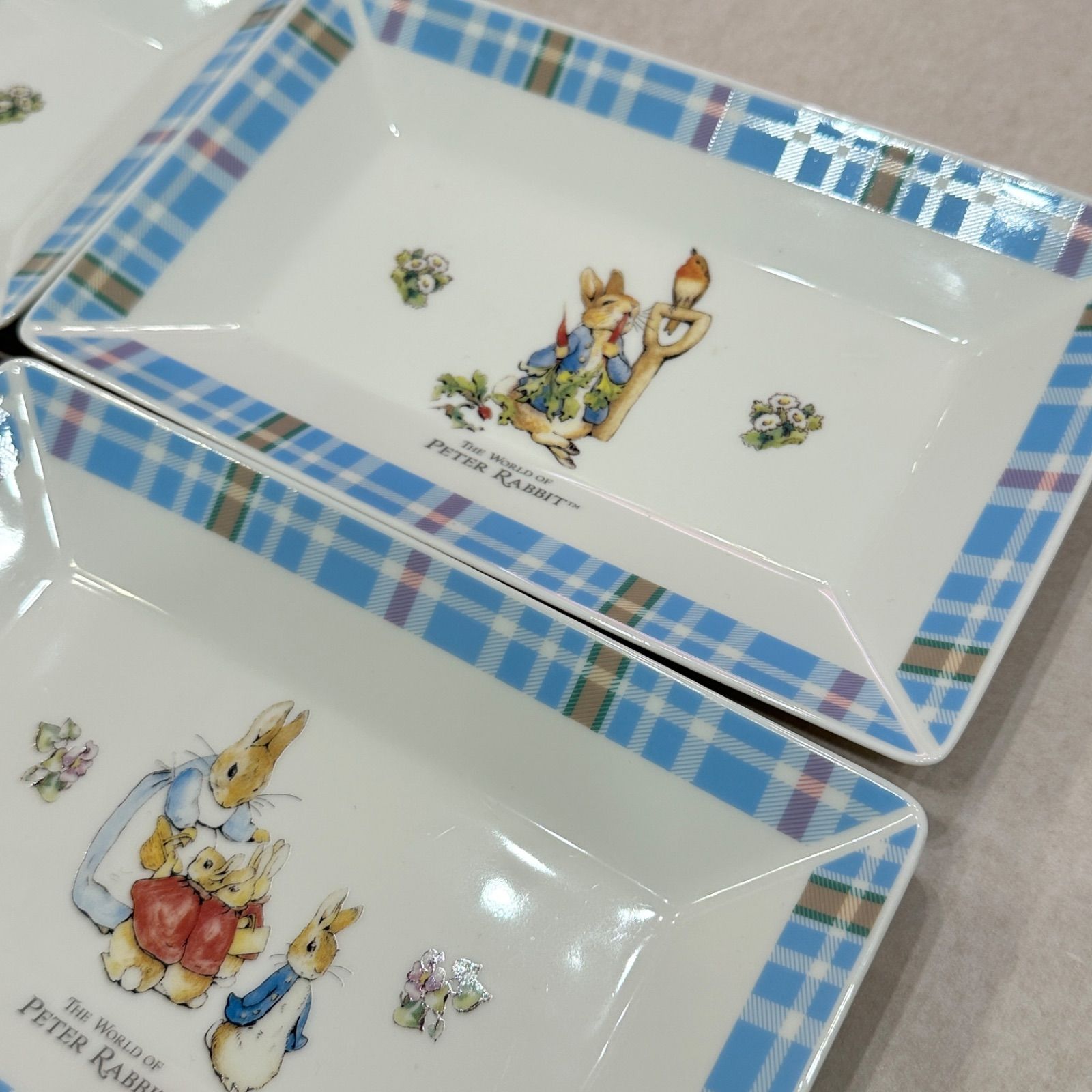  ピーターラビット スクエア皿 極美品】ピーターラビット 陶器 長角皿 6枚セット - メルカリ