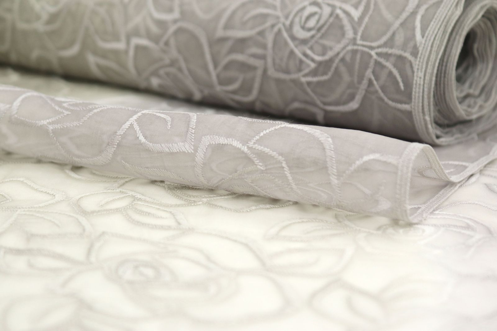 スリーシーズン