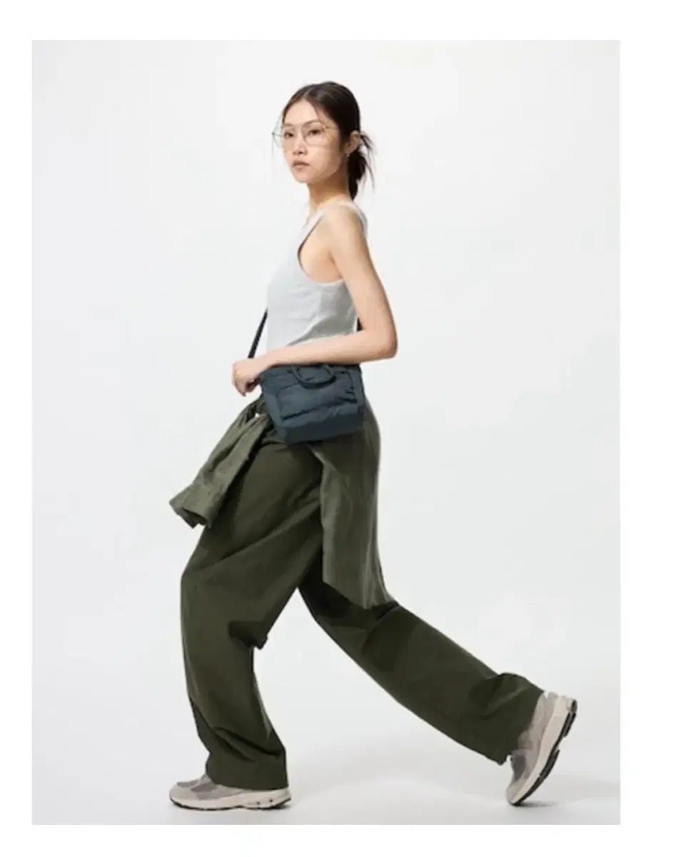 ユニクロ 韓国 2 way ユーティリティバッグ