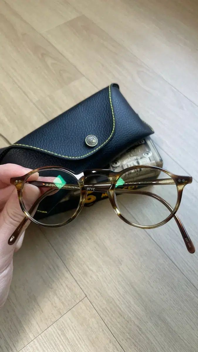 MOSCOT モスコット Tuchus