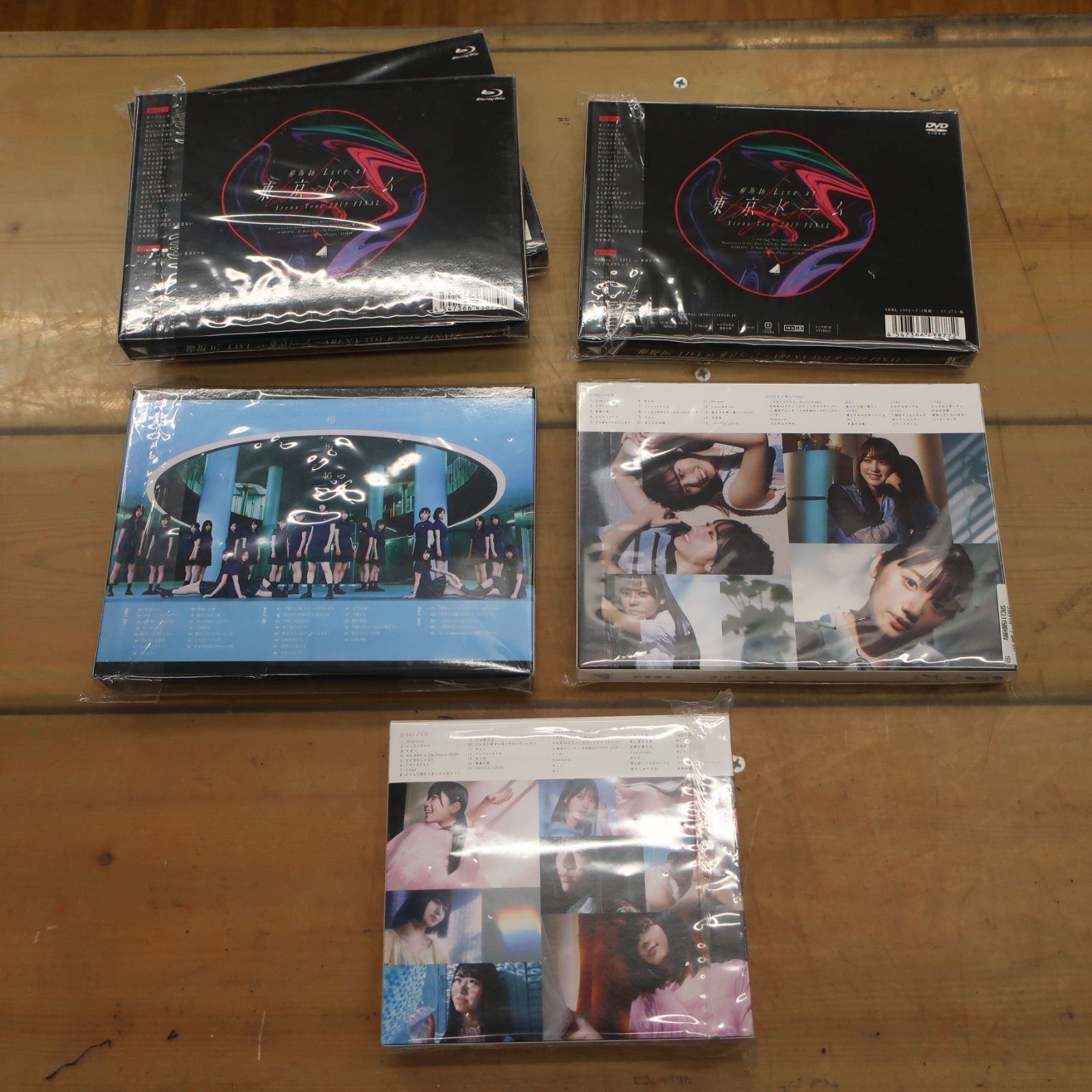 欅坂46DVD+CDセット(DVD5枚+CD) 12点セット＋α】欅坂46 日向坂46 CD/DVD/BDセット - メルカリ