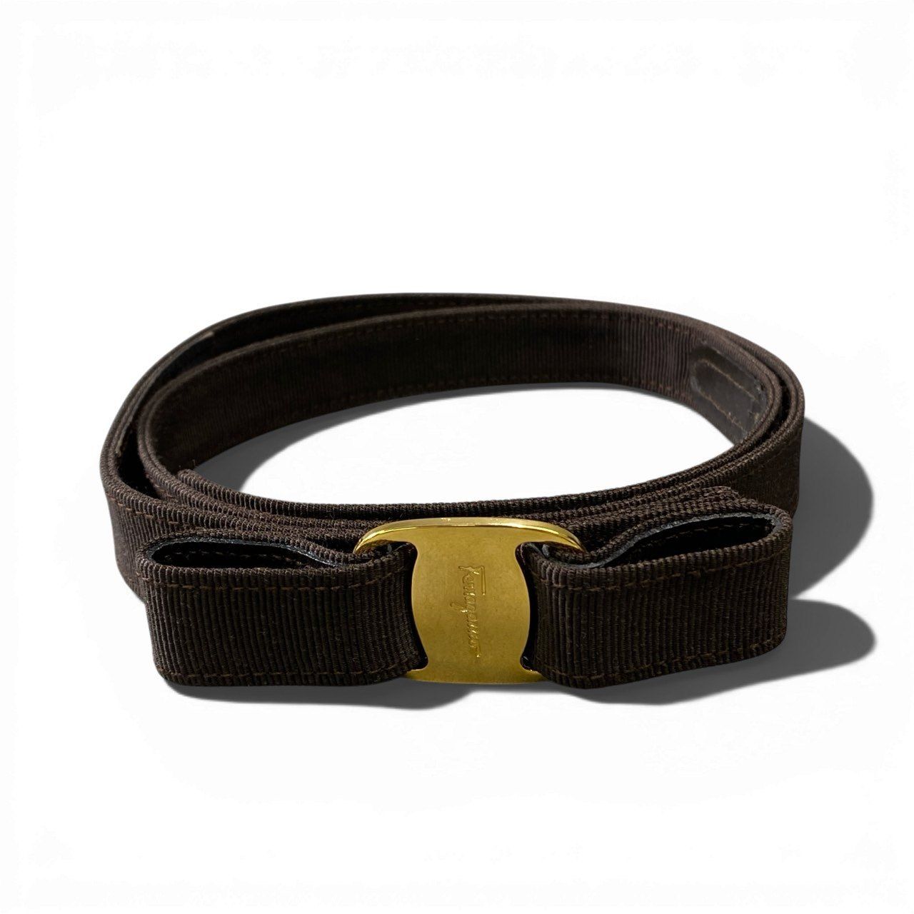 a6 Salvatore Ferragamo サルヴァトーレフェラガモ ヴァラリボン