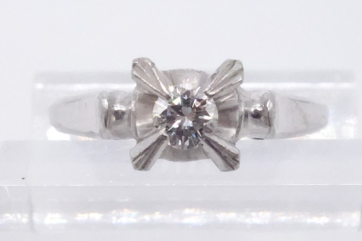 遺品 プラチナリング pt900 財務省造幣局刻印あり プラチナリング