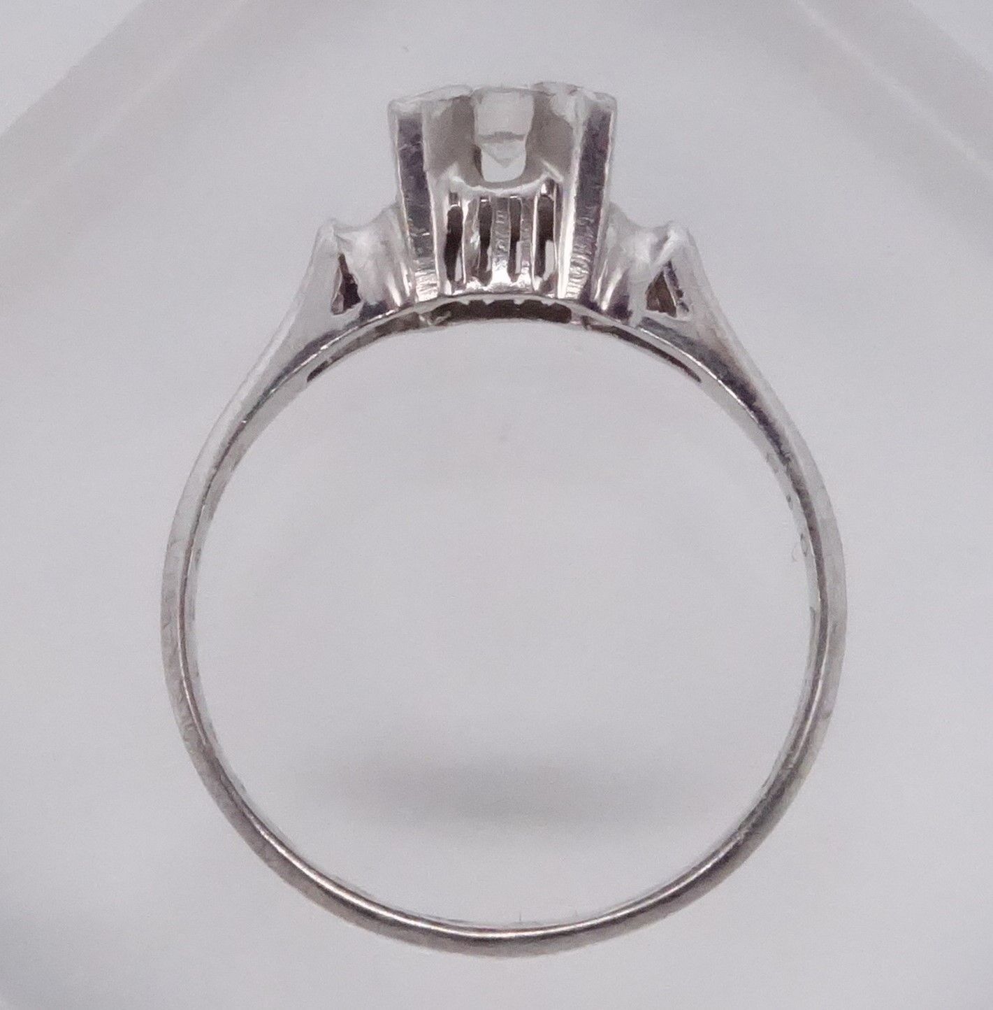 プラチナリング 造幣局認定ホールマークあり 13号 PT900 3.63g 0.18CT