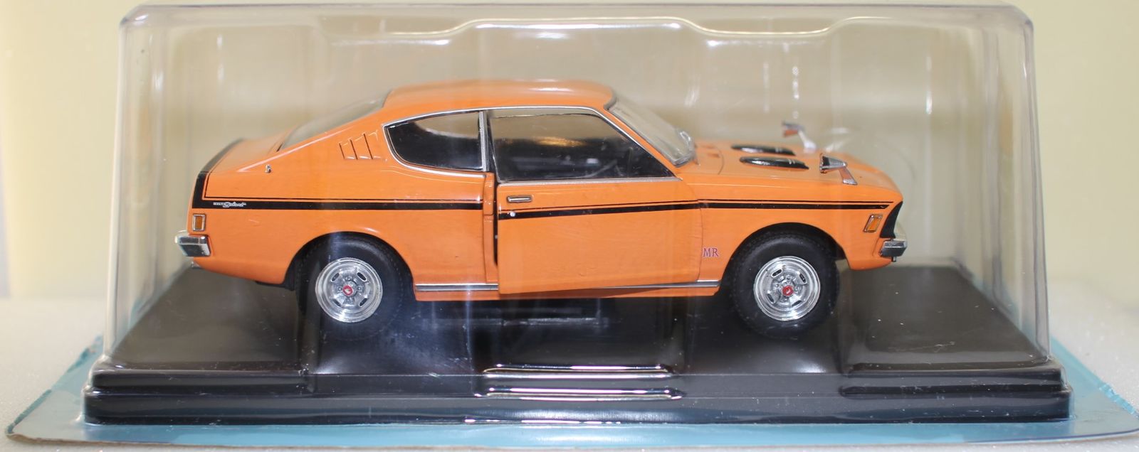 USED 未開封 1/24 国産名車コレクション 三菱 ギャラン GTO 1970