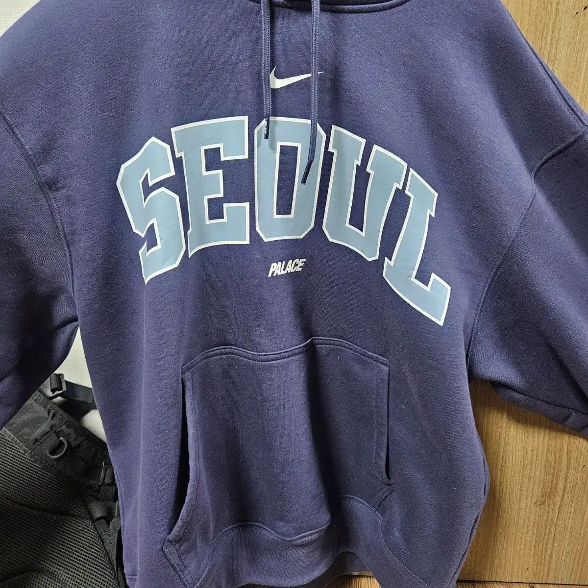 NIKE PALACE SEOUL WHO フードTシャツ ネイビー