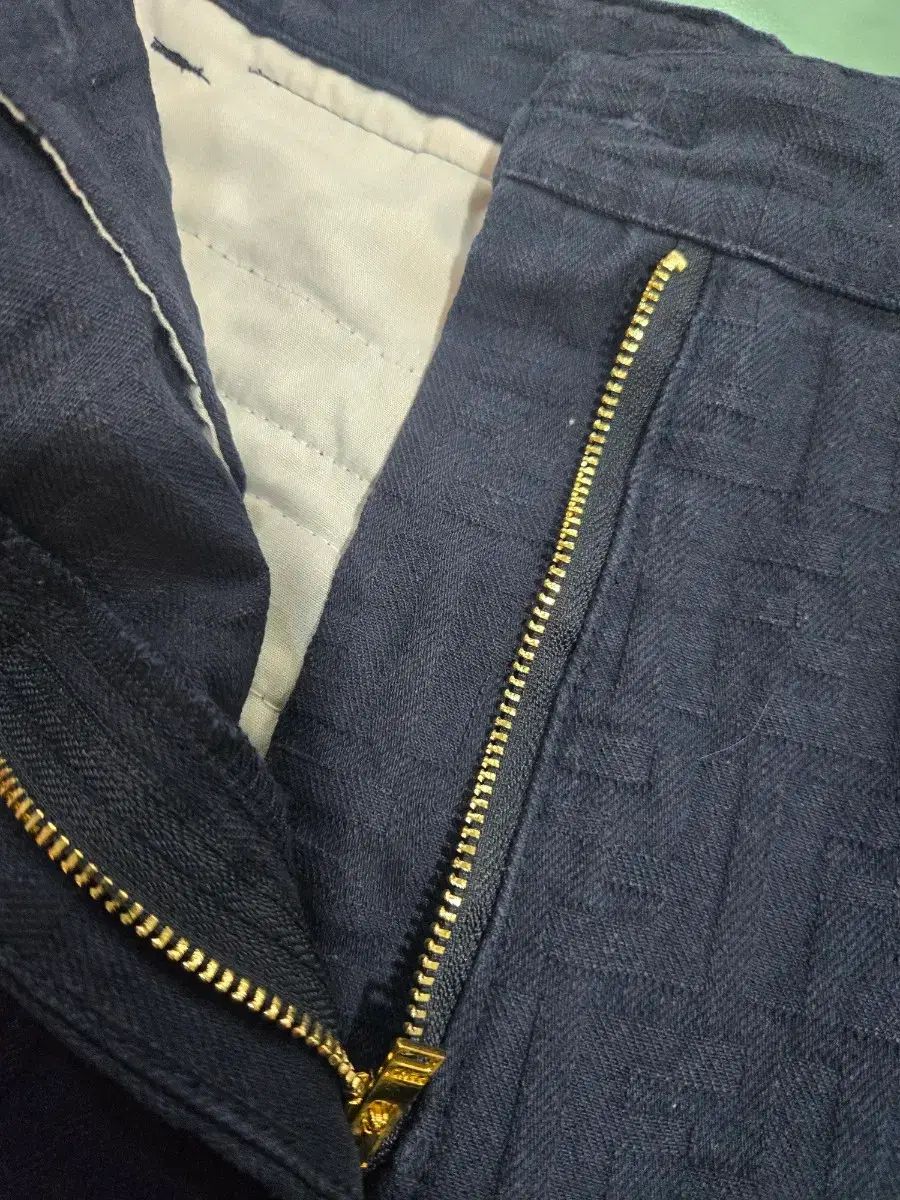 ロゴ ハーフパンツ