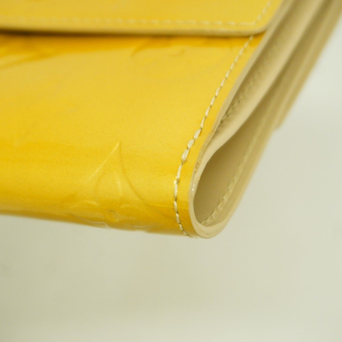 ルイヴィトン 三つ折り財布