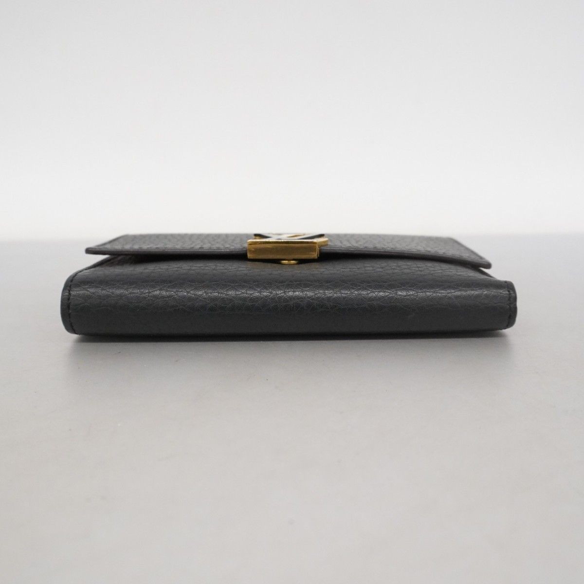 5 pe 6977 k ルイヴィトン 三つ折り財布 トリヨン ポルトフォイユカプシーヌコンパクト M 62157 ノワール ホットピンク レディース