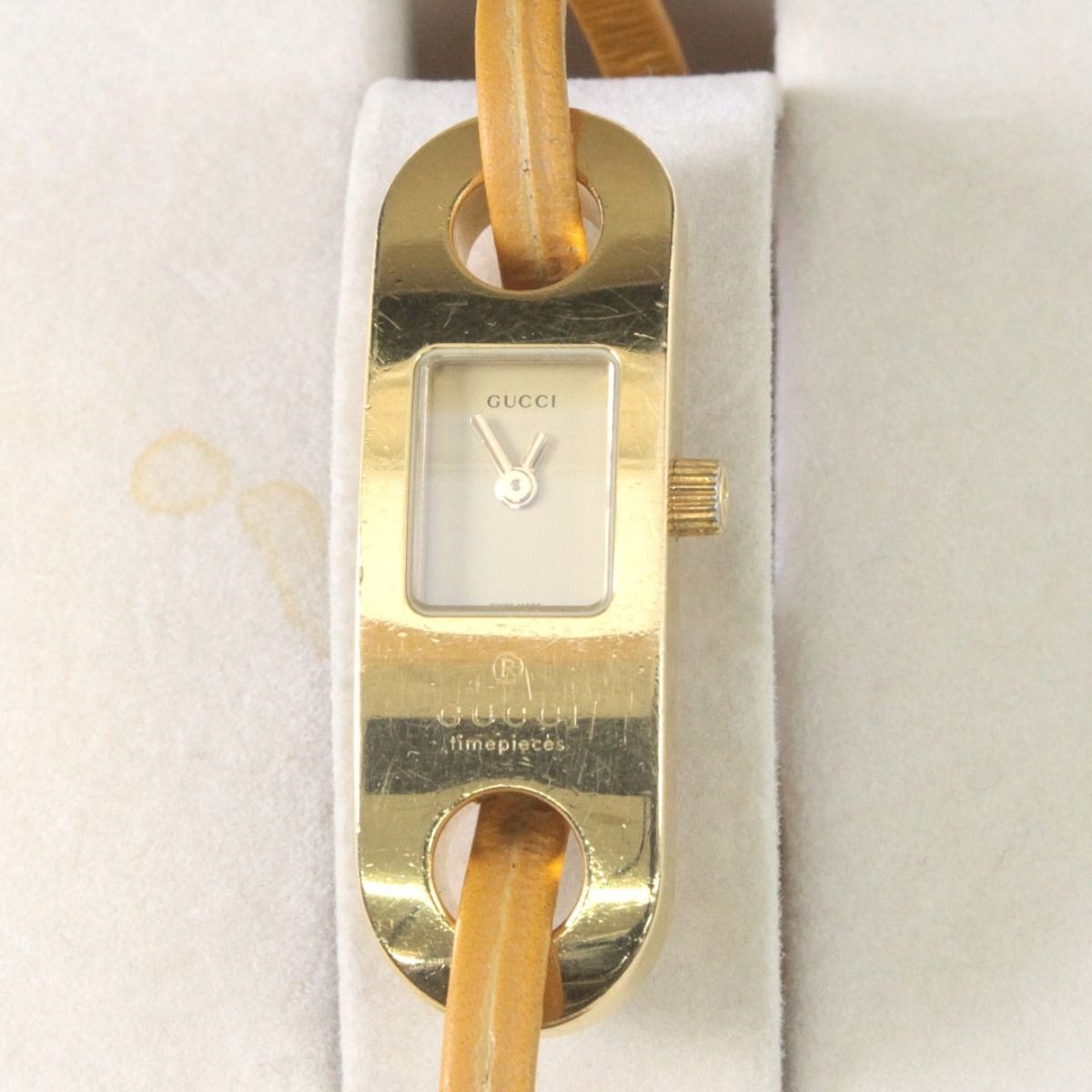 GUCCI グッチ ブレスウォッチ レディースクォーツ腕時計 6100L - メルカリ